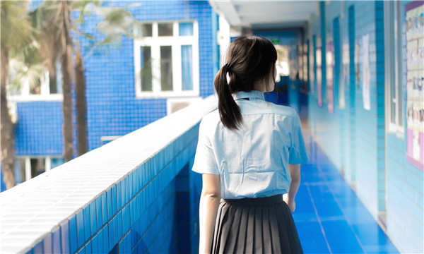 富顺如何找到一个可以帮助我生孩子的女人？